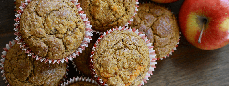 En este momento estás viendo Muffins de manzana con nueces