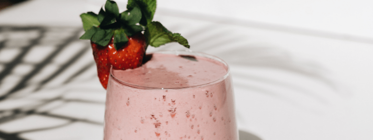 Lee más sobre el artículo Mousse de fresas y queso fresco